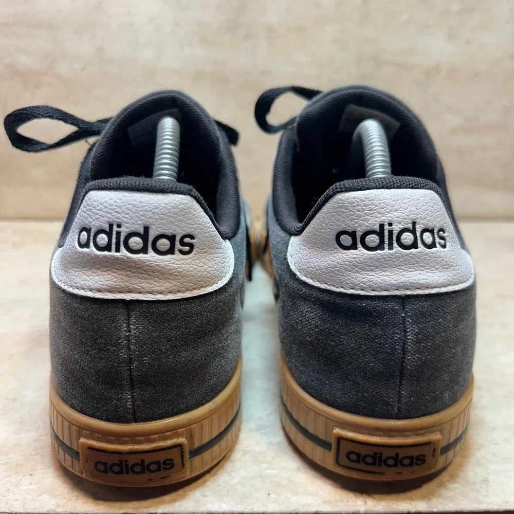 Adidas Daily 3.0 Mens Washed Black Canvas Gum Sole Sneakers HP6032 Size 10.5